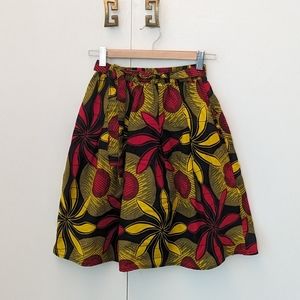 African print skirt with pockets and elastic waistband size S
